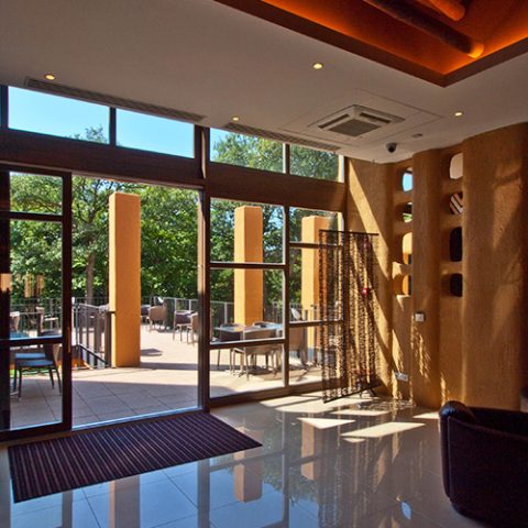 Bambara Hotel, Felsőtárkány