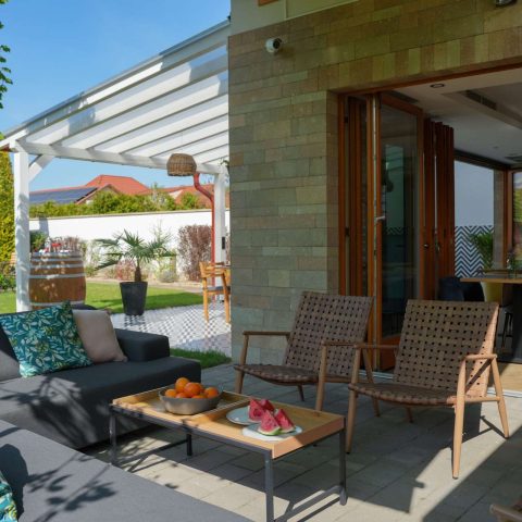 ChaChaCha House, Egerszalók