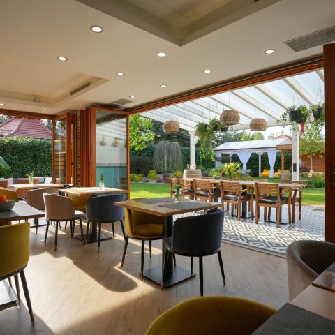 ChaChaCha House, Egerszalók